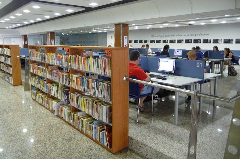 La Biblioteca Popular De La Fundació Iluro Passa A Ser La Tercera Biblioteca Municipal De Mataró